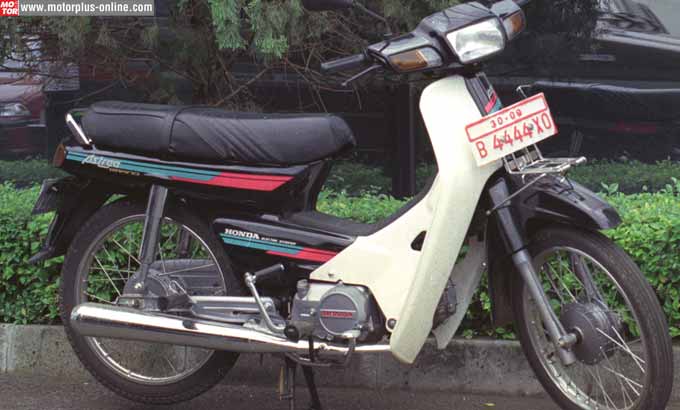 sejarah honda bebek honda supercub 08a