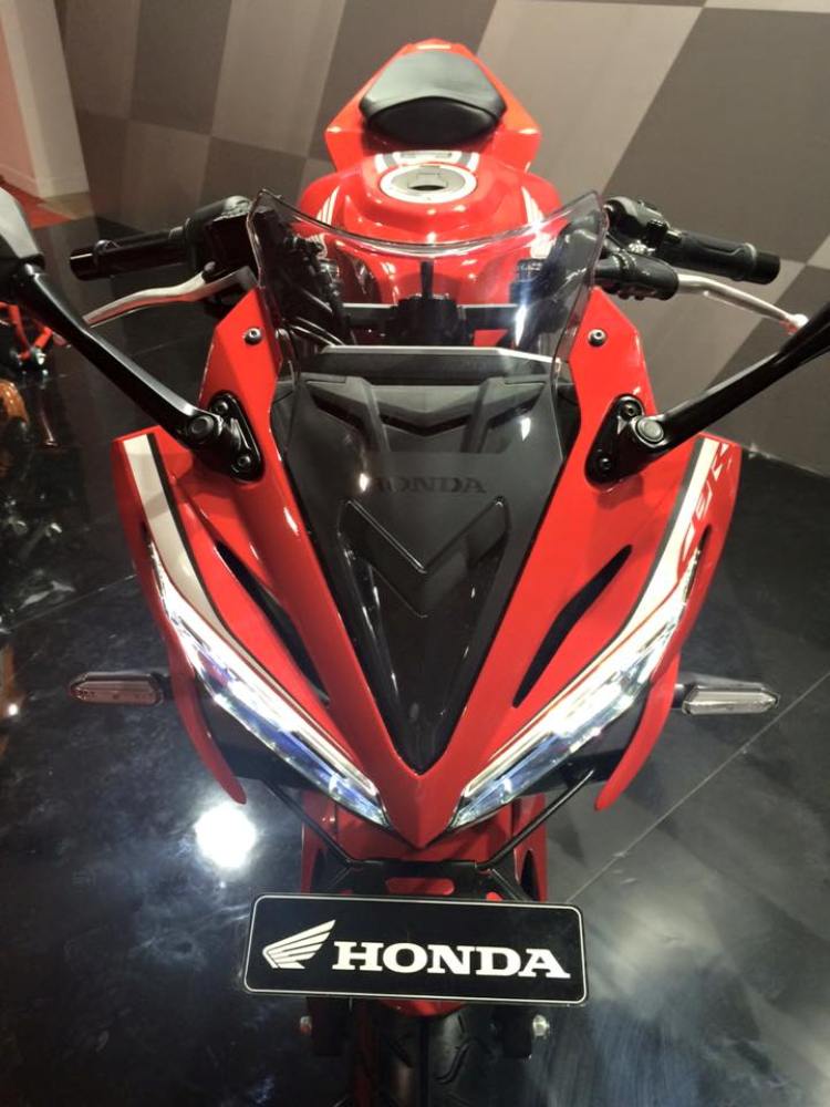 honda-all-new-cbr-150r-tampilan-headlamp