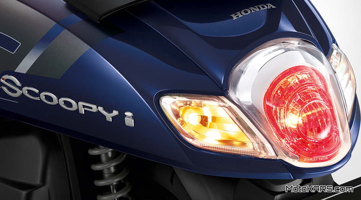 2017-honda-new-scoopy-i-stoplamp