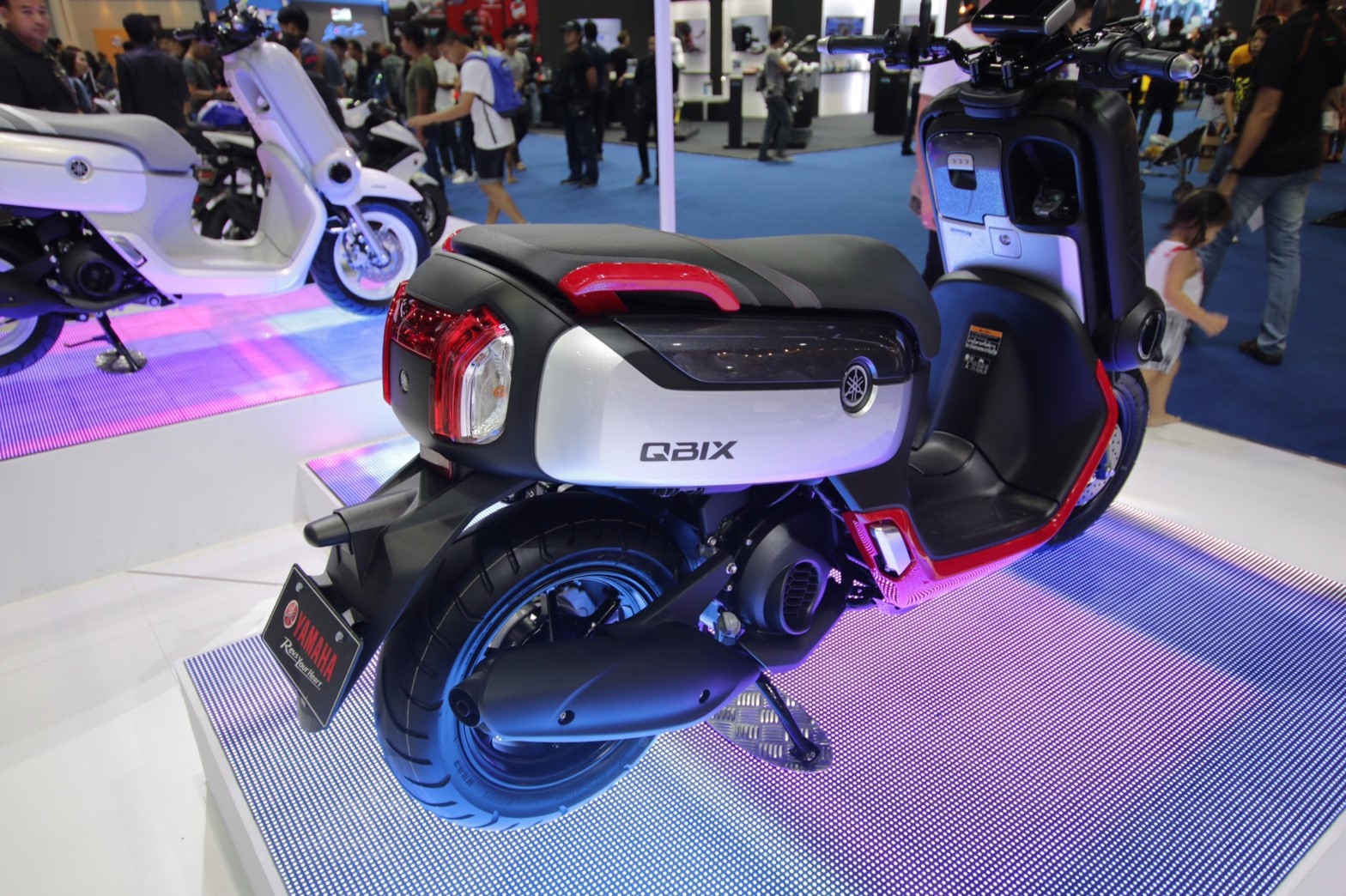 2017-yamaha-qbix-thailand-side