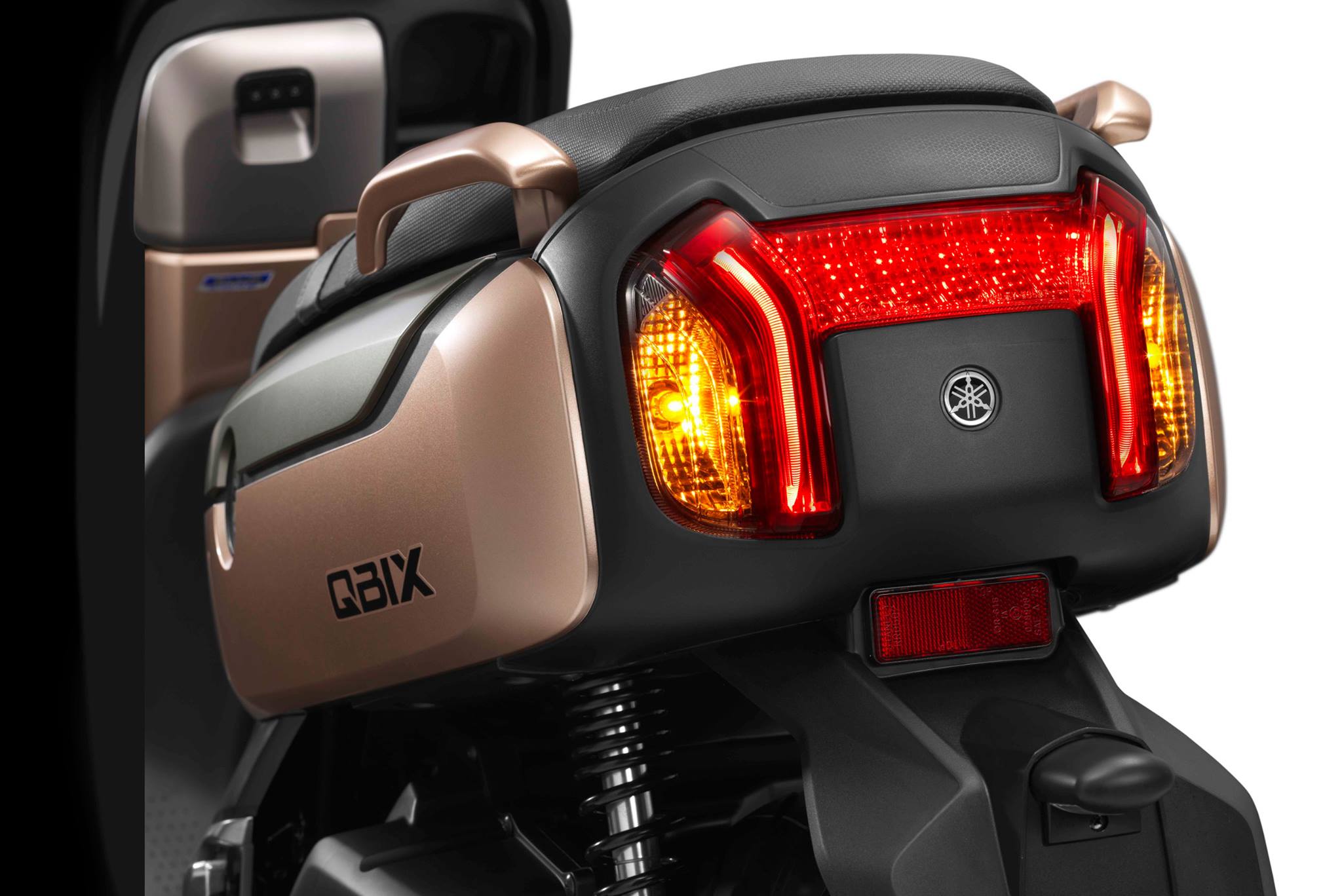 2017-yamaha-qbix-thailand-stoplamp