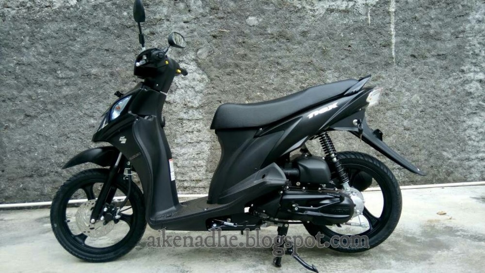 2017-spyshot-harga-suzuki-nex-hitam-doff-samping-motokars